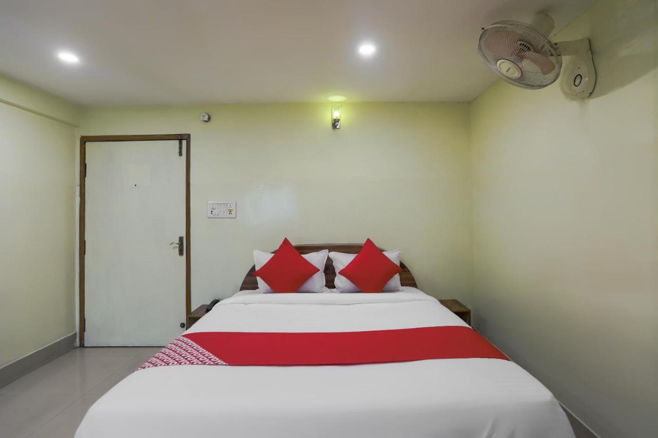 Oyo 70146 S S P Guest House Benares Buitenkant foto